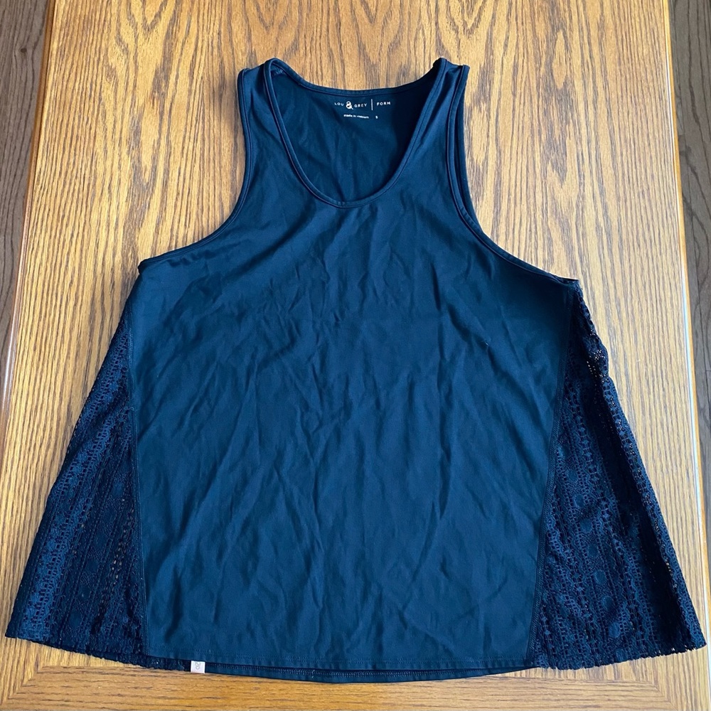 Lou & Grey Form Workout Tank with Lace Paneling